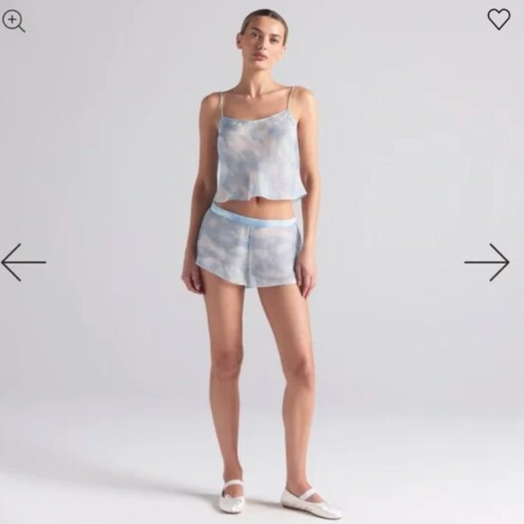 Skims romance cami and short set BLUE QUARTZ cloud print nwt SILK large - Picture 3 of 4